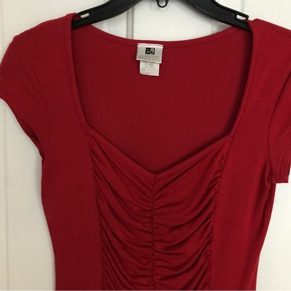 INC Milkmaid Cherry Red Top - Picture 2 of 7